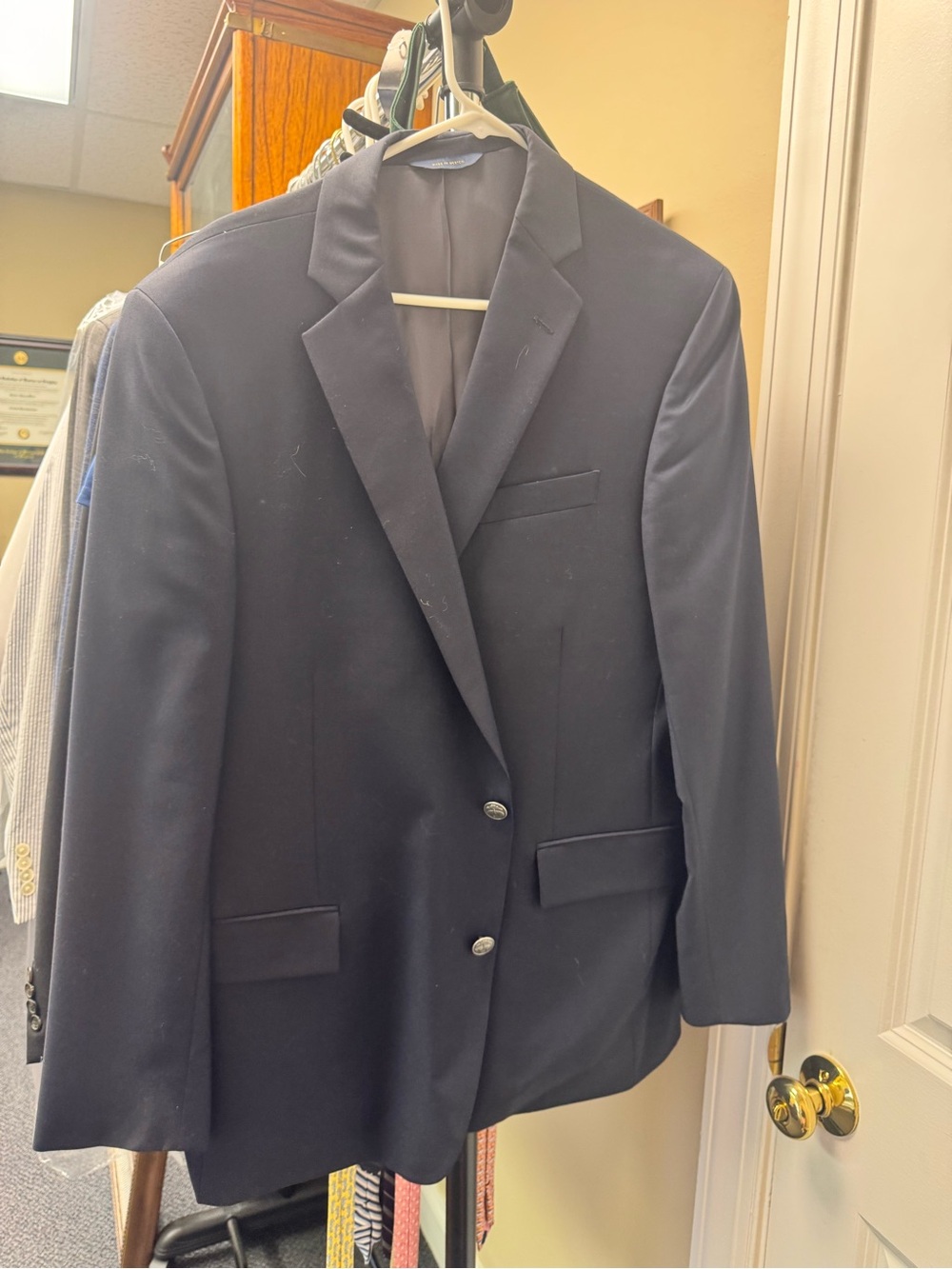 Brooks Brothers Classic Navy Men's Blazer - Tailored Two-Button Jacket